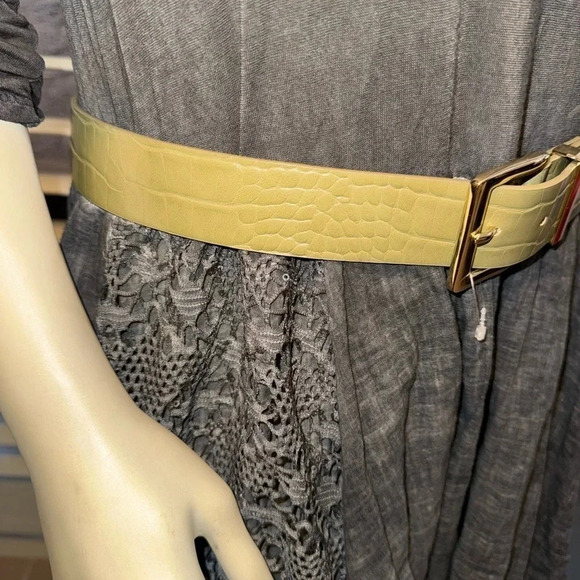 STEVE MADDEN CROCODILE OLIVE GREEN BELT WITH SQUARE GOLD BUCKLE SIZE M - Picture 8 of 10